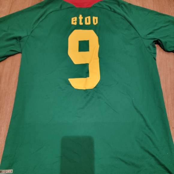 Vintage Puma Samuel Eto’o #9 Cameroon Home Soccer Football Jersey Size L - Picture 2 of 10
